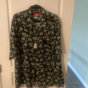 Disney Men's Tropical Palm Tree Shirt - Black and Green